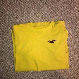 hollister t shirt